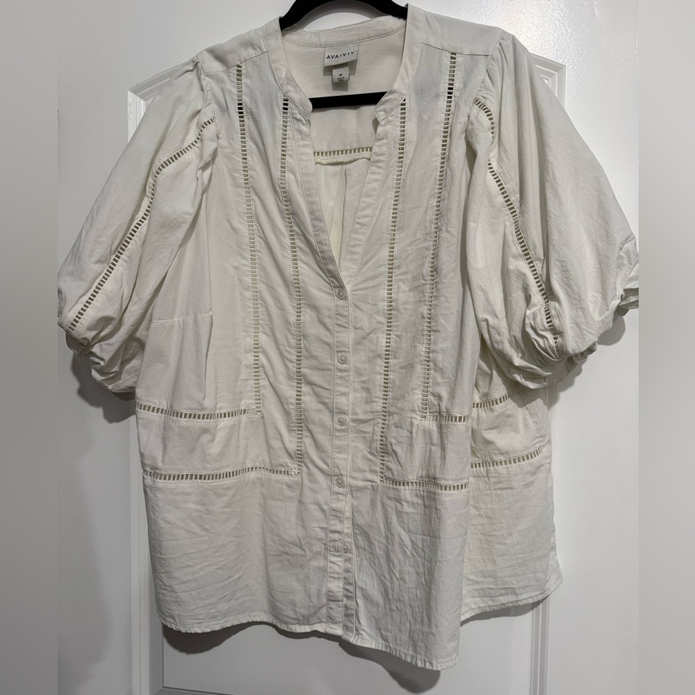 Ava & Viv White Blouse